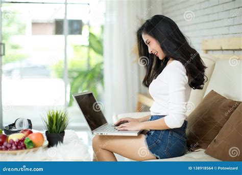 sexy laptop